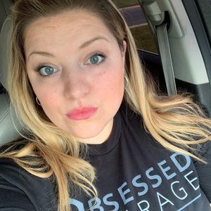 Meet your Posher, Jessica